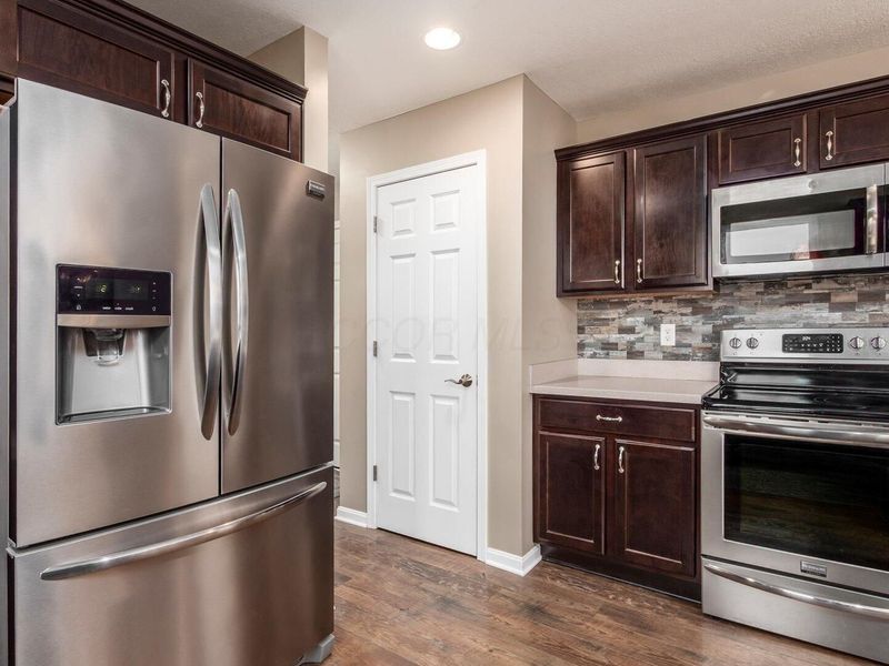 35600 Township Road 72 , Frazeysburg, OH 43822 Photo 16