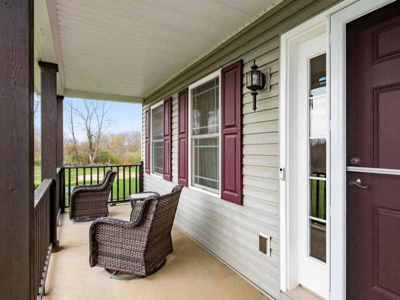 35600 Township Road 72 , Frazeysburg, OH 43822 Photo 4