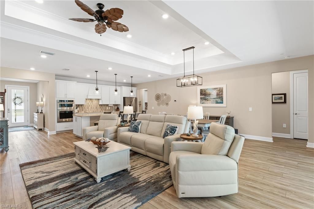 4057 E Hampton Cir , Alva, FL 33920 Photo