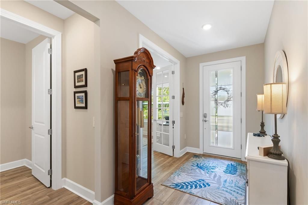 4057 E Hampton Cir , Alva, FL 33920 Photo