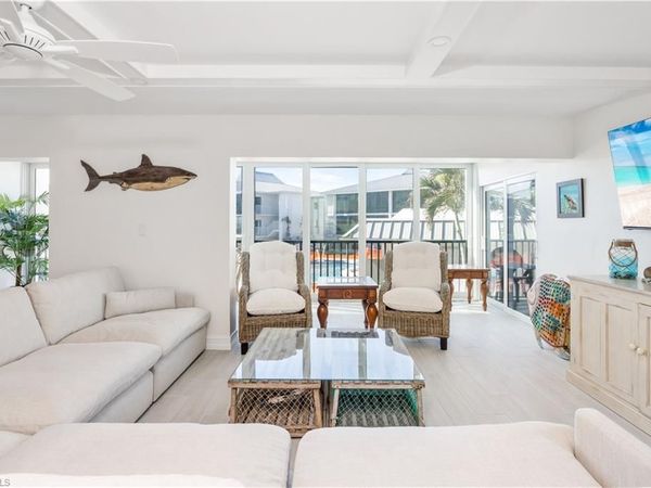 1341 Middle Gulf DR, Unit 1A, SANIBEL, FL 33957