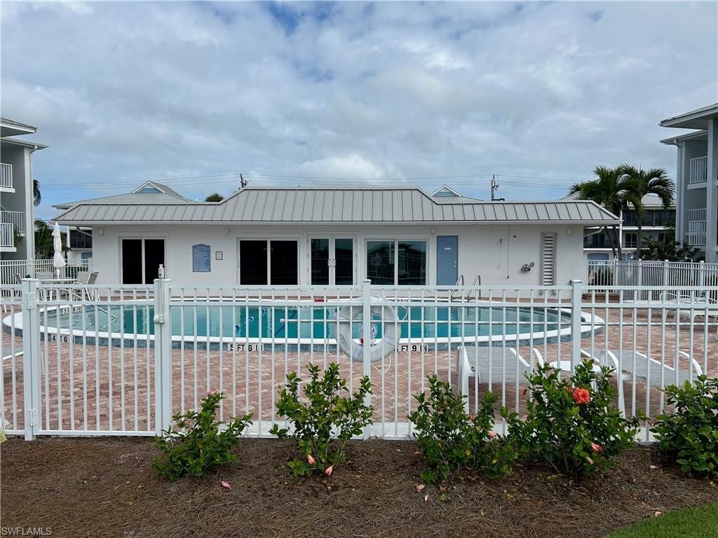 1341 Middle Gulf Dr, Unit 1A, Sanibel, FL 33957 Photo