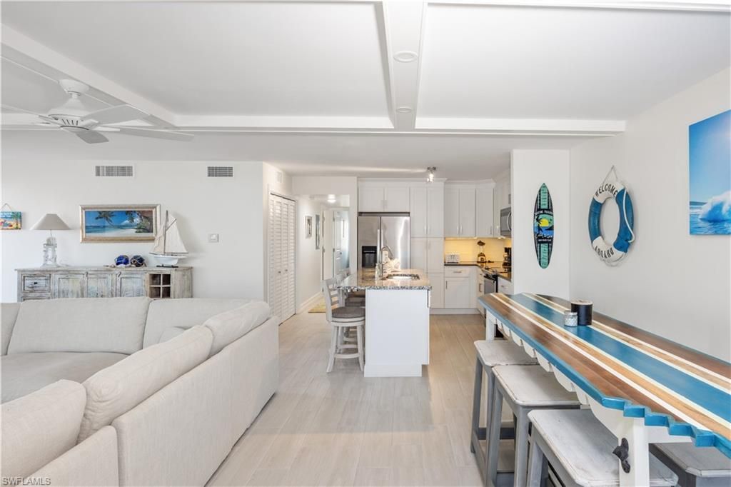 1341 Middle Gulf Dr, Unit 1A, Sanibel, FL 33957 Photo