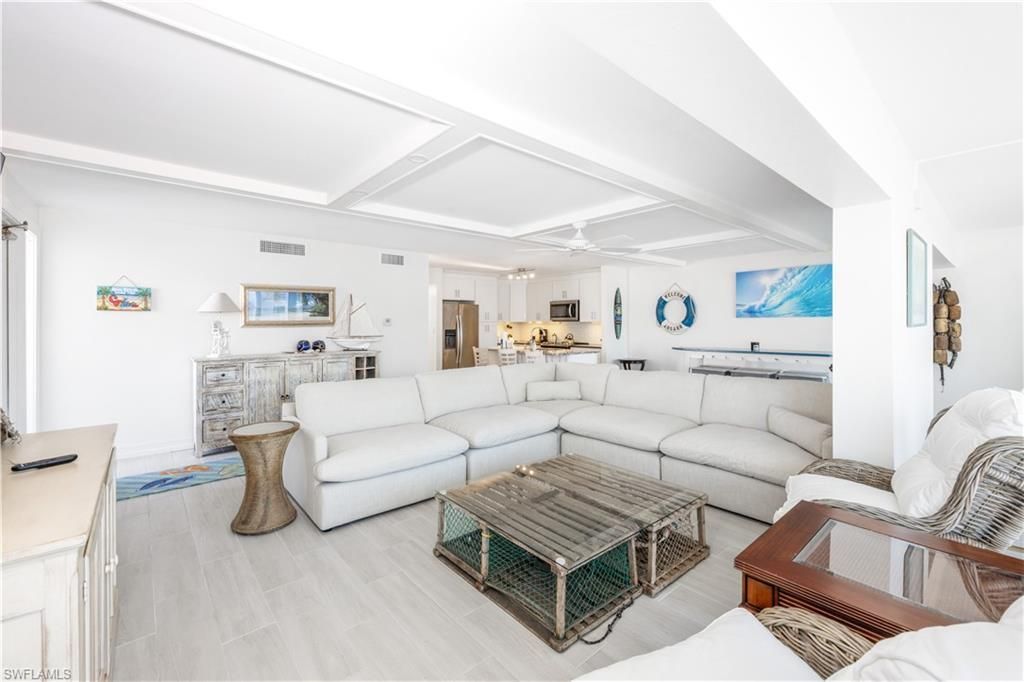 1341 Middle Gulf Dr, Unit 1A, Sanibel, FL 33957 Photo