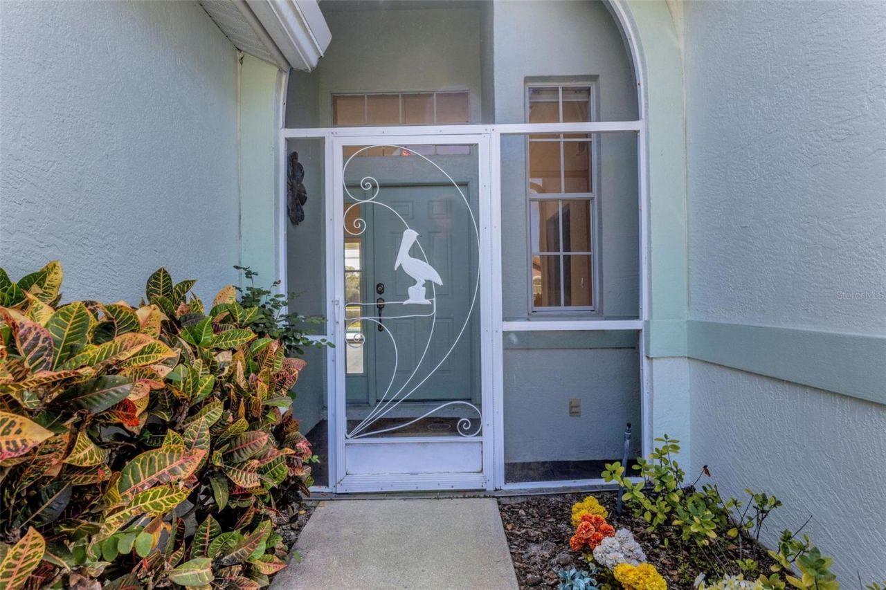 8976 Whitemarsh Avenue, Sarasota, FL 34238 Photo