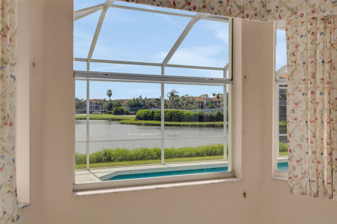 8976 Whitemarsh Avenue, Sarasota, FL 34238 Photo