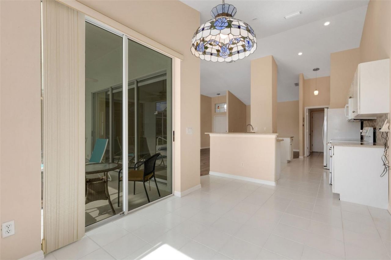 8976 Whitemarsh Avenue, Sarasota, FL 34238 Photo