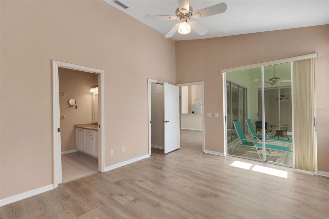 8976 Whitemarsh Avenue, Sarasota, FL 34238 Photo