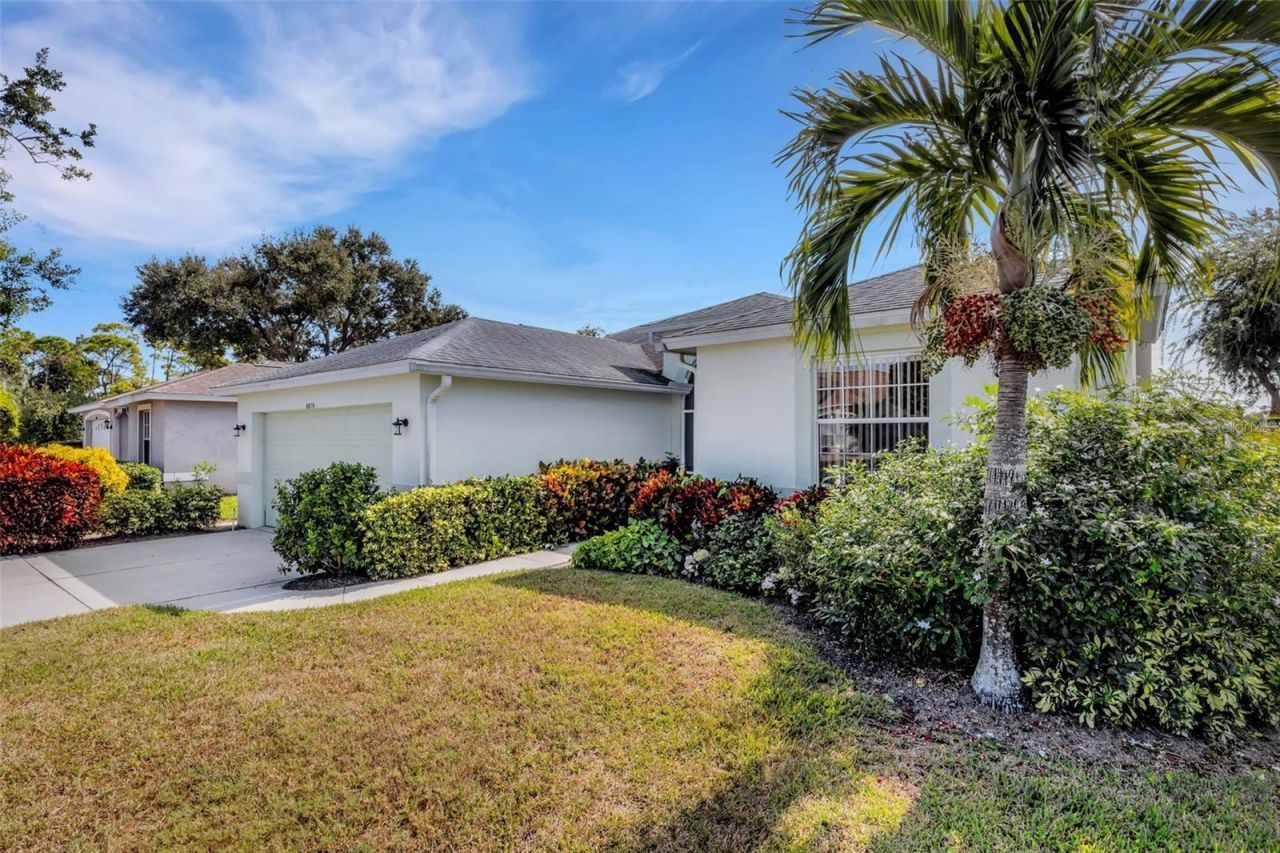 8976 Whitemarsh Avenue, Sarasota, FL 34238 Photo