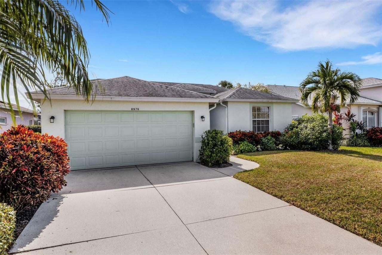 8976 Whitemarsh Avenue, Sarasota, FL 34238 Photo