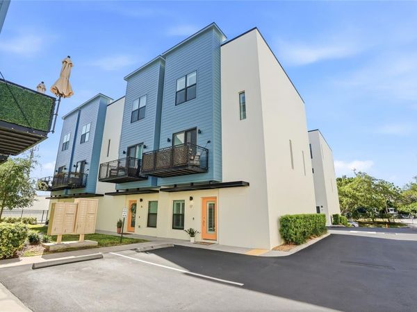 4810 W MCELROY AVENUE , Unit 17, TAMPA, FL 33611