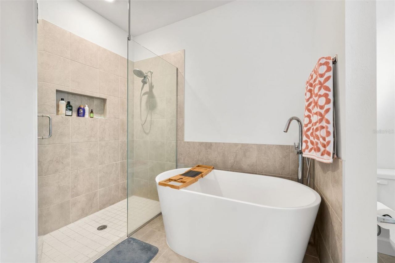 9358 SW 68th Lane , Gainesville, FL 32608 Photo