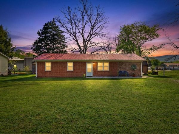 92 Mary Ann Lane , Pikeville, TN 37367