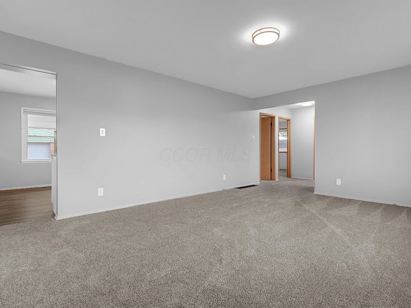 3508 Kenlawn Street , Columbus, OH 43224 Photo 6