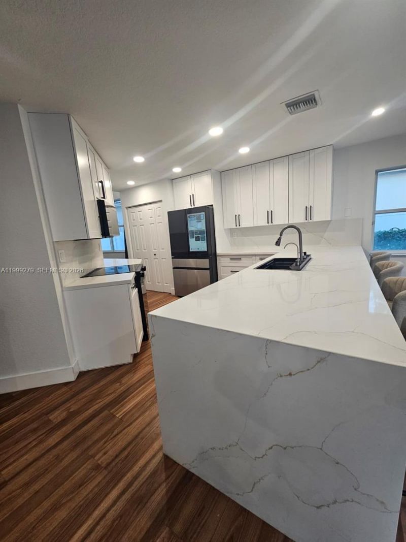 17088 NW 19th St, Pembroke Pines, FL 33028 Photo