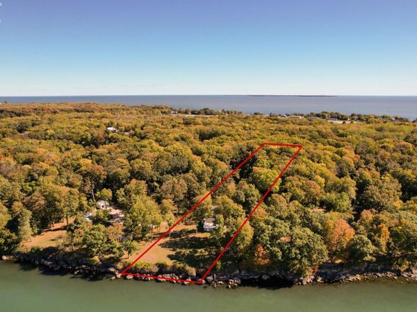 1741 Put In Bay Road, Put-In-Bay, OH 43456