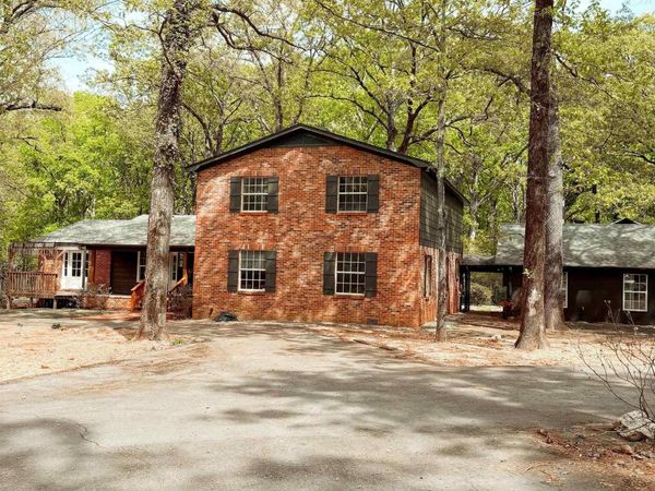 331 Holly Ln., Austin, AR 72007