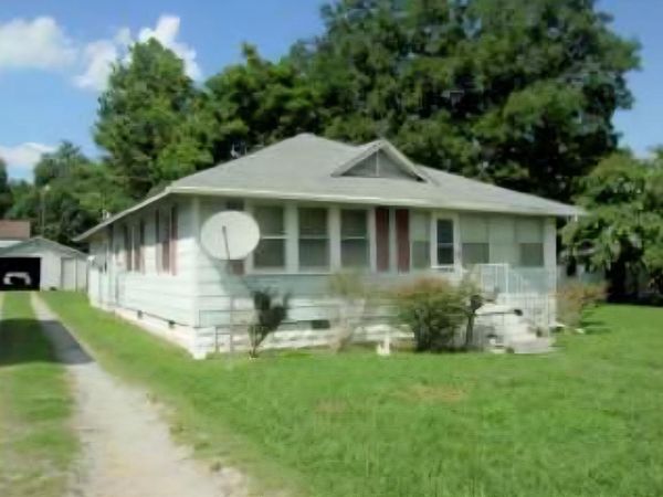 208 W 4Th St, Rector, AR 72461