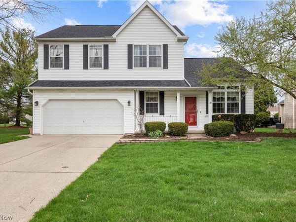 27070 Glenside Lane, Olmsted Twp, OH 44138