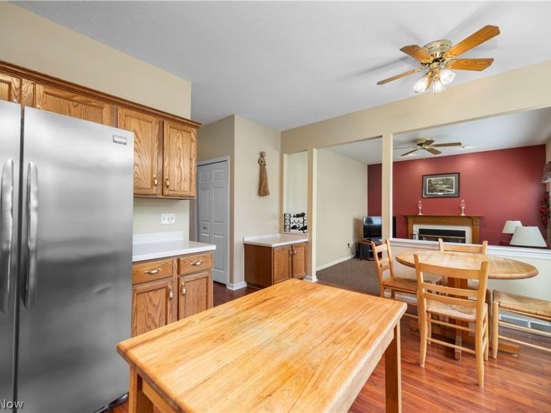 27070 Glenside Lane, Olmsted Township, OH 44138 Photo 12