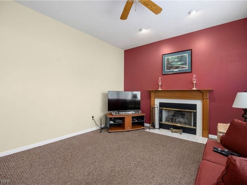 27070 Glenside Lane, Olmsted Township, OH 44138 Photo 18