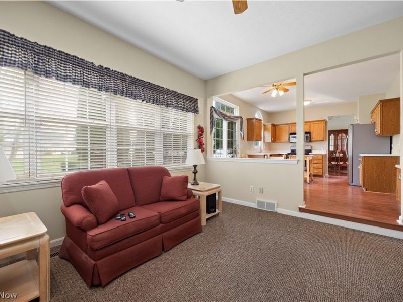 27070 Glenside Lane, Olmsted Township, OH 44138 Photo 19