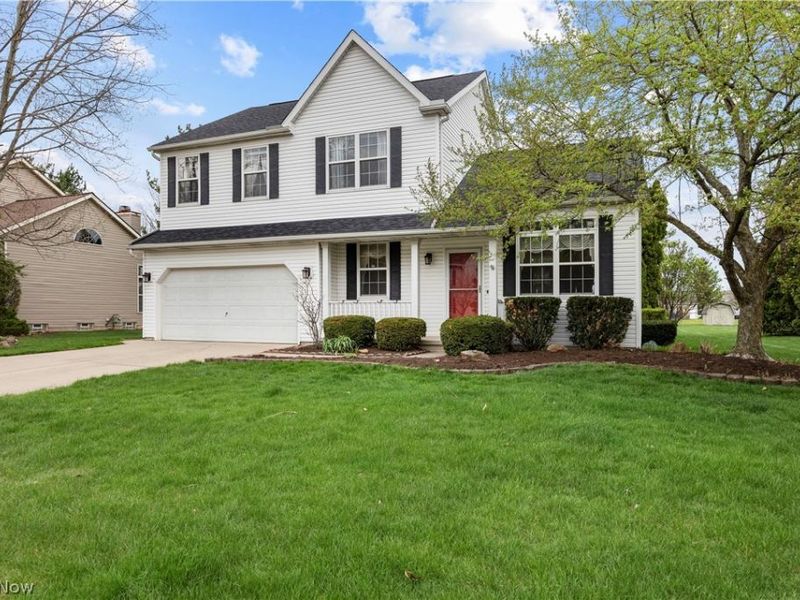 27070 Glenside Lane, Olmsted Township, OH 44138 Photo 2