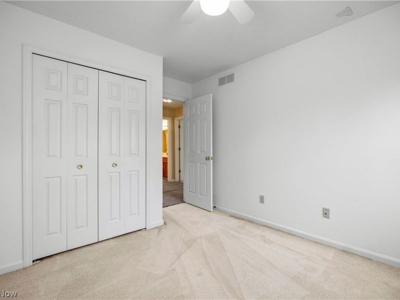 27070 Glenside Lane, Olmsted Township, OH 44138 Photo 25