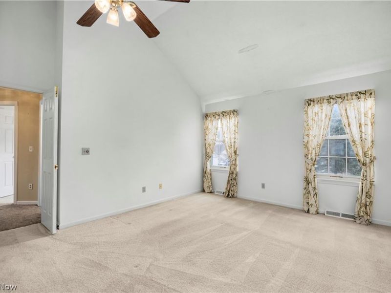 27070 Glenside Lane, Olmsted Township, OH 44138 Photo 32