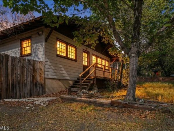 799 Mountain View , Wrightwood, CA 92397