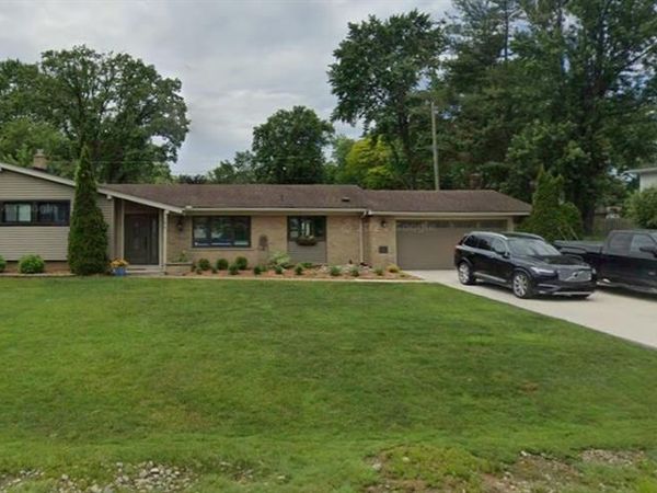 7070 Riverstone Road, West Bloomfield Twp, MI 48322