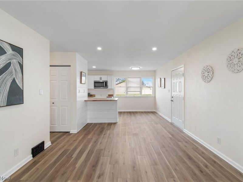 1153 Janis Avenue, Akron, OH 44314 Photo 13