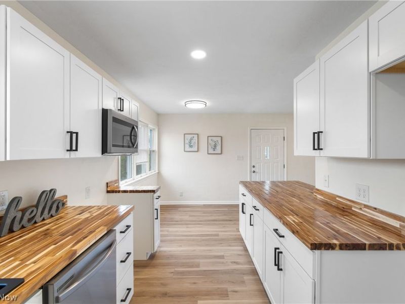 1153 Janis Avenue, Akron, OH 44314 Photo 9