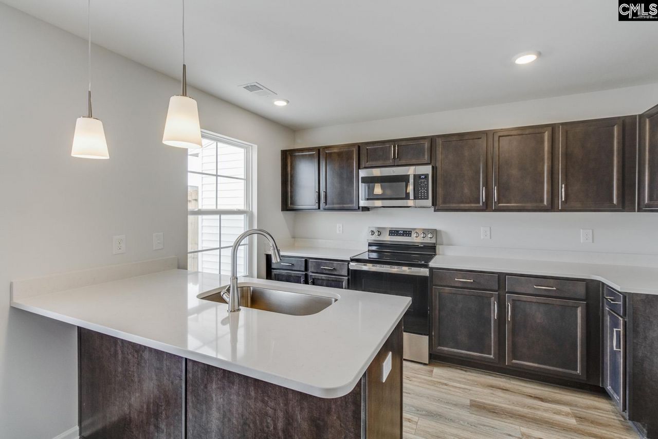 3046 Harborview Drive Photo 8