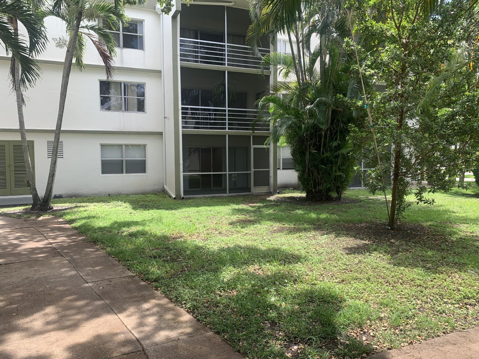 4255 N University Drive, Unit 106, Sunrise, FL 33351 Photo