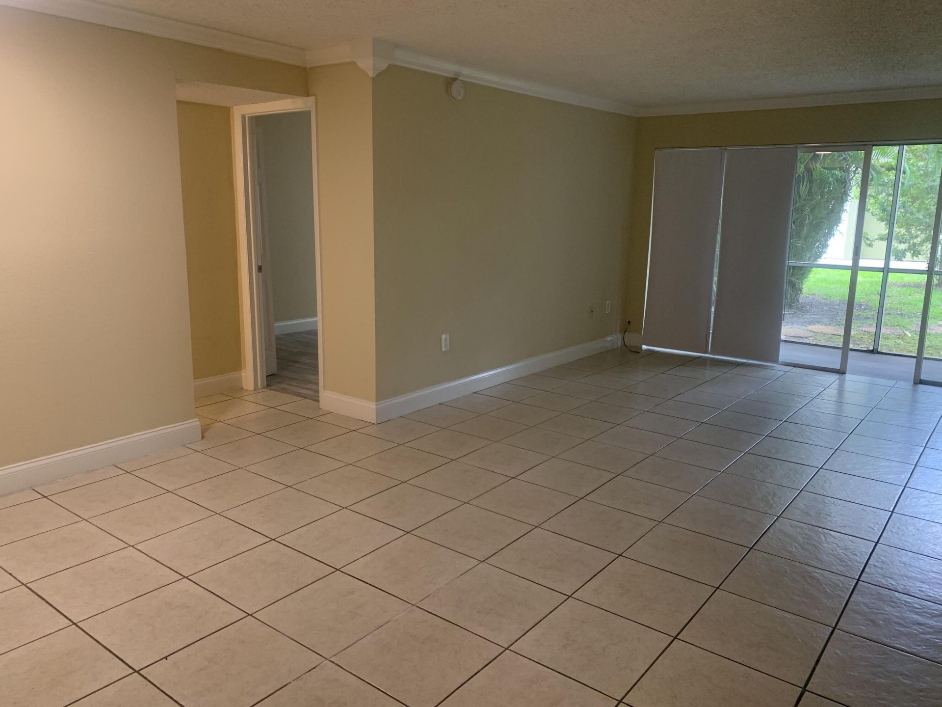 4255 N University Drive, Unit 106, Sunrise, FL 33351 Photo