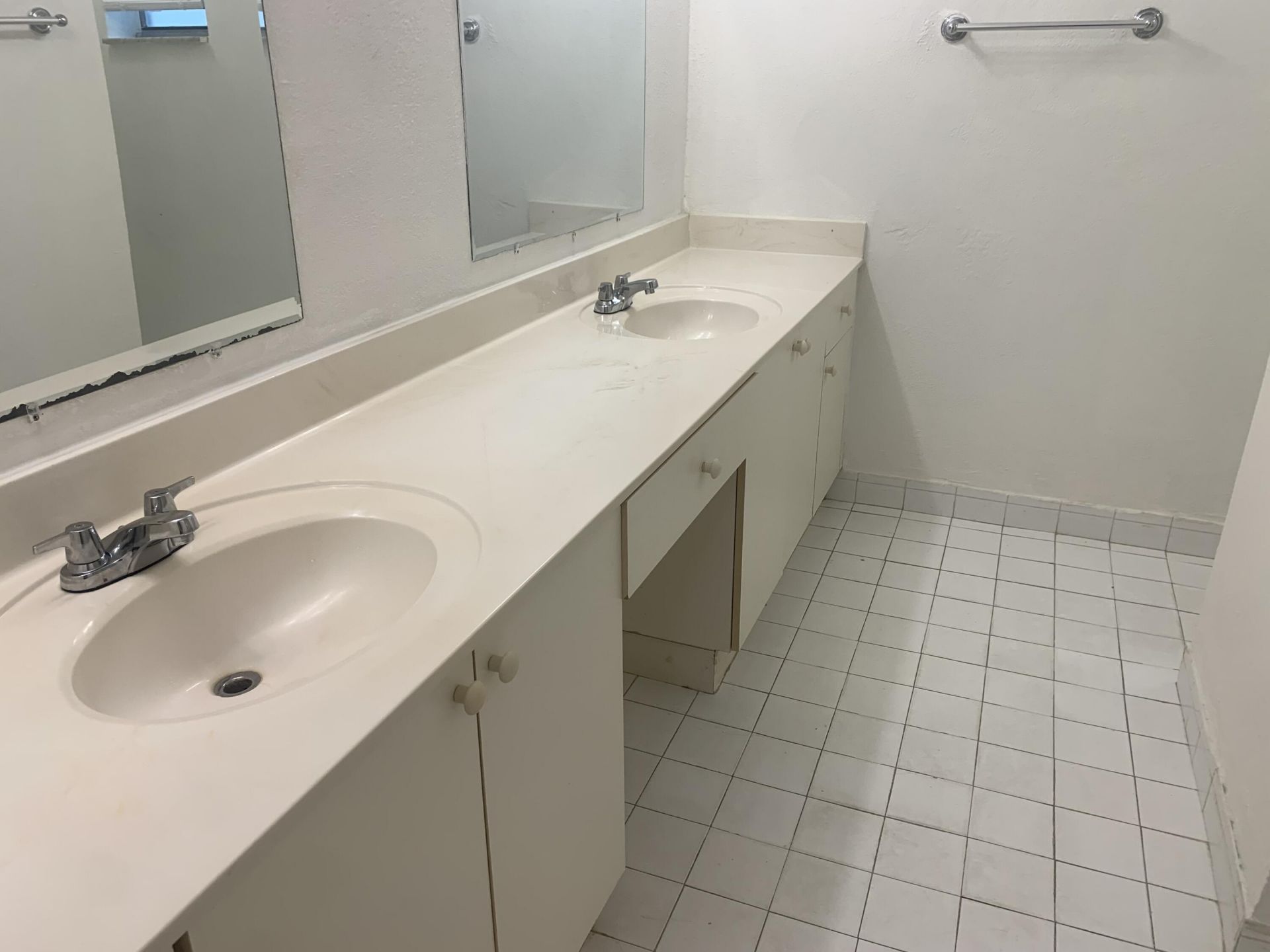 4255 N University Drive, Unit 106, Sunrise, FL 33351 Photo