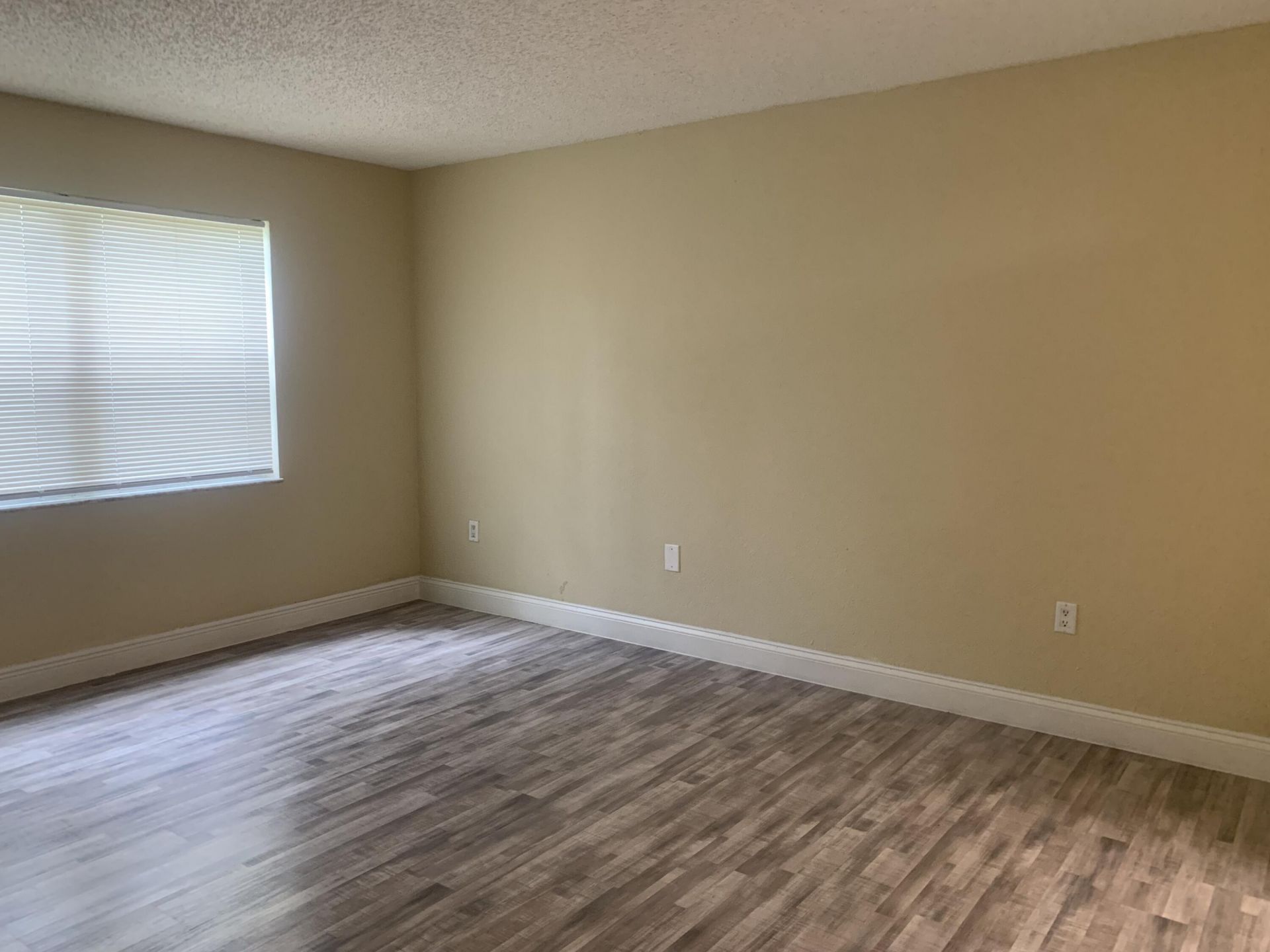 4255 N University Drive, Unit 106, Sunrise, FL 33351 Photo