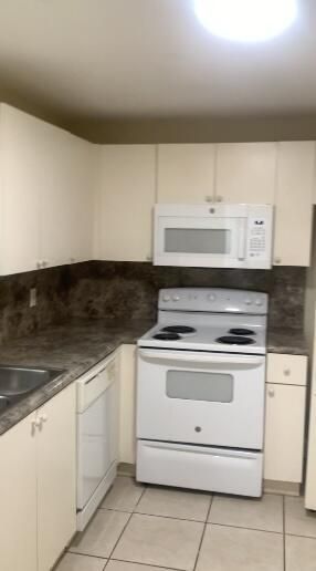 4255 N University Drive, Unit 106, Sunrise, FL 33351 Photo