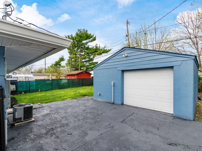 3585 Ontario Street, Columbus, OH 43224 Photo 32