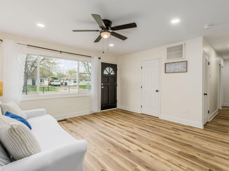 3585 Ontario Street, Columbus, OH 43224 Photo 9