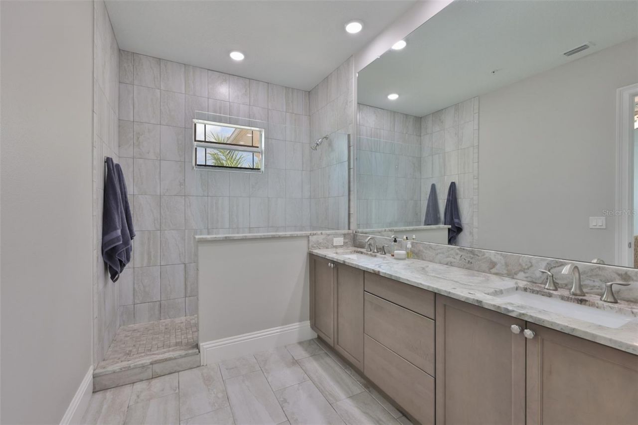 7835 Hidden Creek Loop, Unit 102, Bradenton, FL 34202 Photo