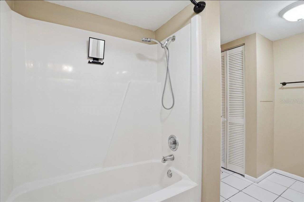 3700 S Osprey Avenue, Unit 115, Sarasota, FL 34239 Photo