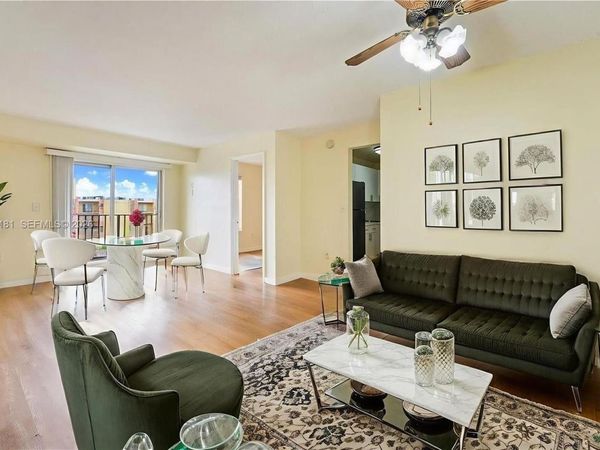 4801 NW 7th St , Unit 803-16, Miami, FL 33126