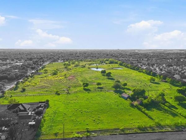 1601 Oak Grove Road E, Fort Worth, TX 76028