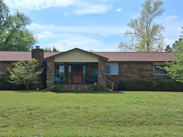 62951 E 280 Road, Grove, OK 74344