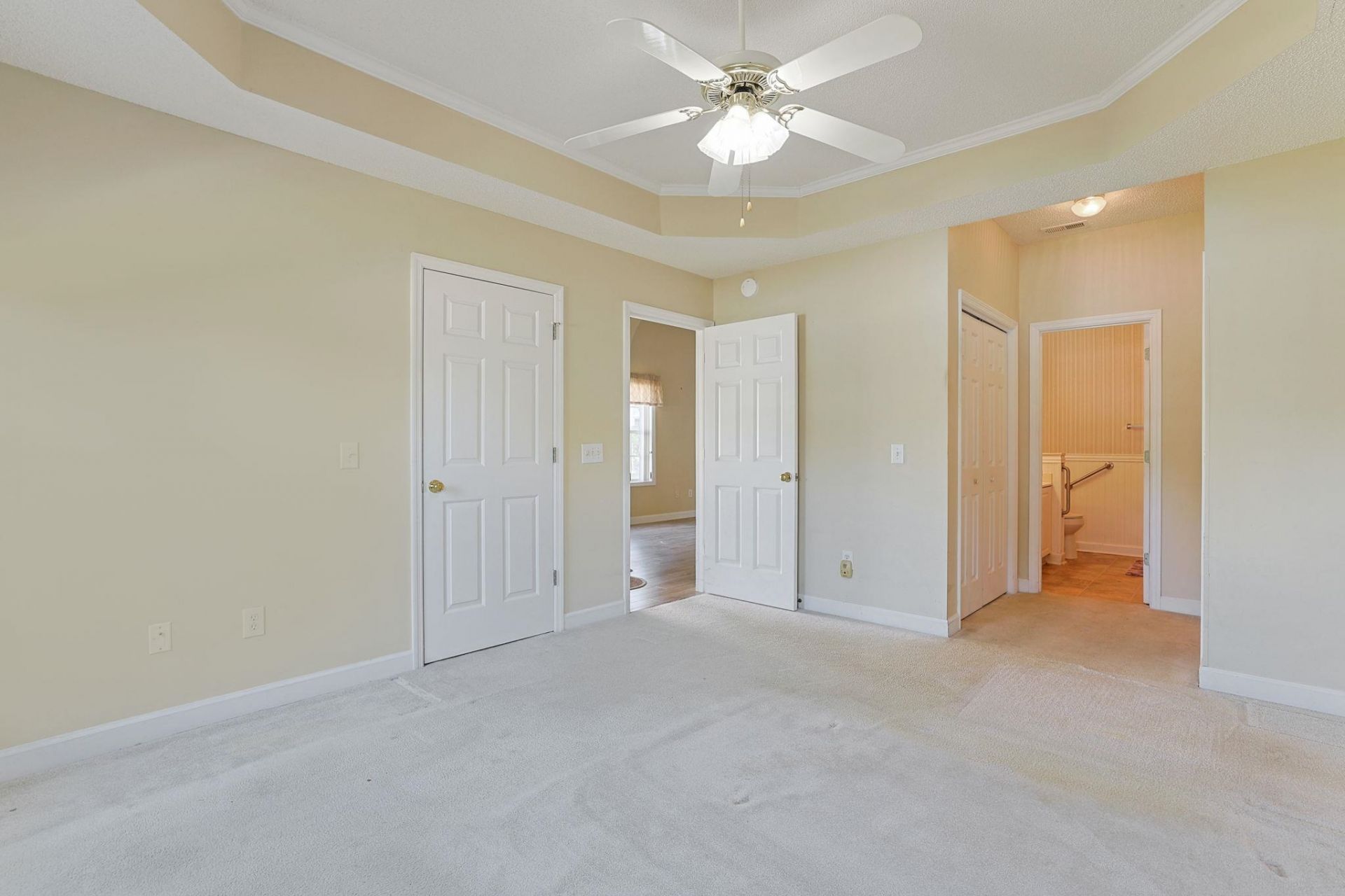 4640 Lightkeepers Way Photo 11