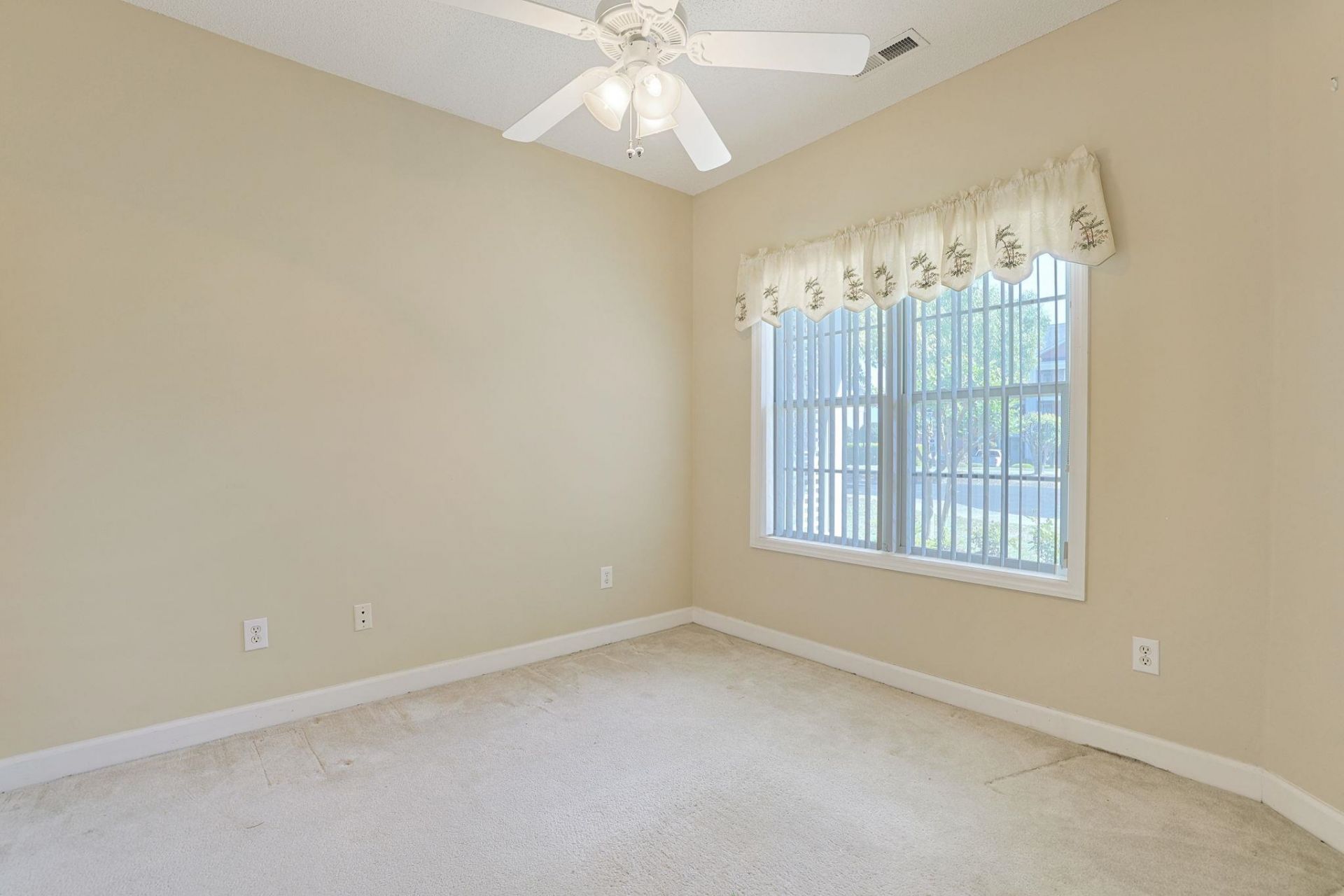 4640 Lightkeepers Way Photo 21