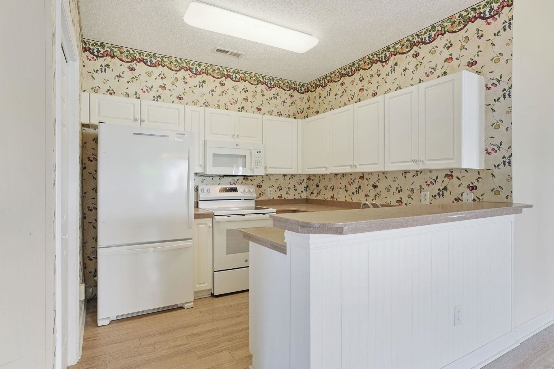 4640 Lightkeepers Way Photo 6