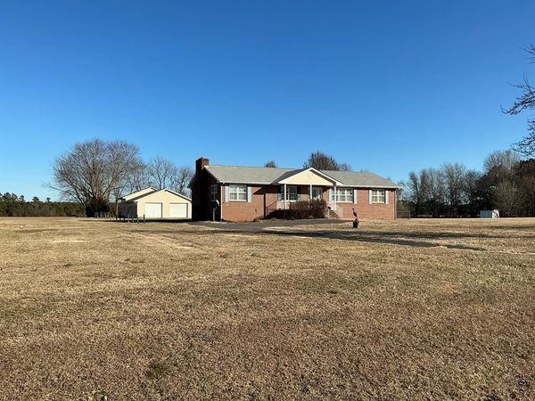 264 LaGrange Avenue, KILMARNOCK, VA 22482